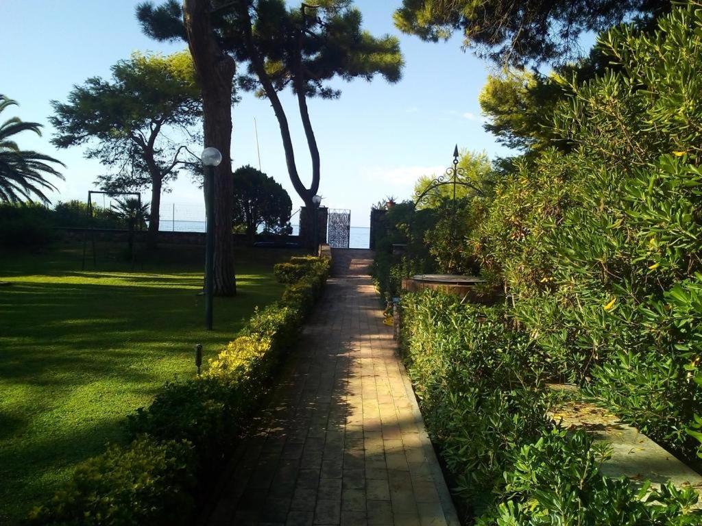 Villa Luisa B&B Sperlonga Exterior photo